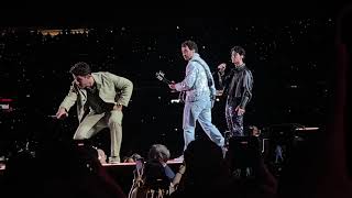 Jonas Brothers - Hello Beautiful/Inseparable/Take A Breath/WYLMITE - Yankee Stadium - 8/13/23