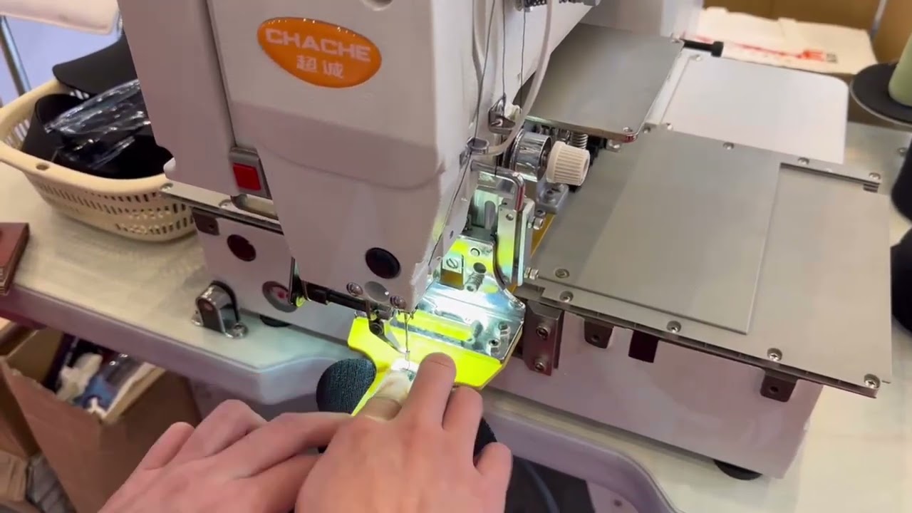 Handheld sewing machine demo ☆ 