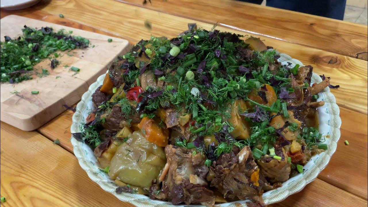 Ребрышки с овощами в афганском казане. Ребрышки с овощами в афганском казане