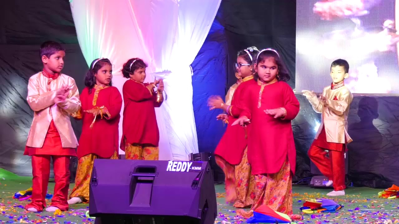 Chogada song dance by U.K.G. Students @ Elate Fest 2019 - YouTube