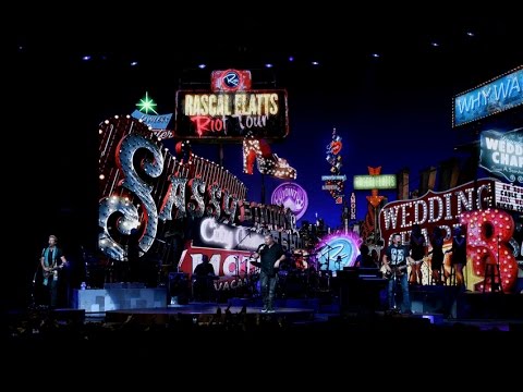 Rascal Flatts Riot Tour at Tampa, Florida July 12th, 2015 - YouTube