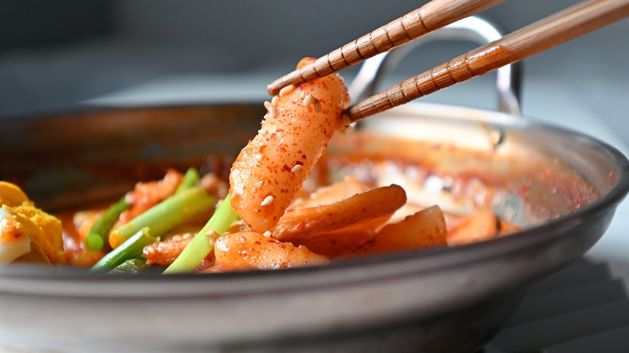 Delicious Homemade Korean Tteokbokki 🥢🇰🇷