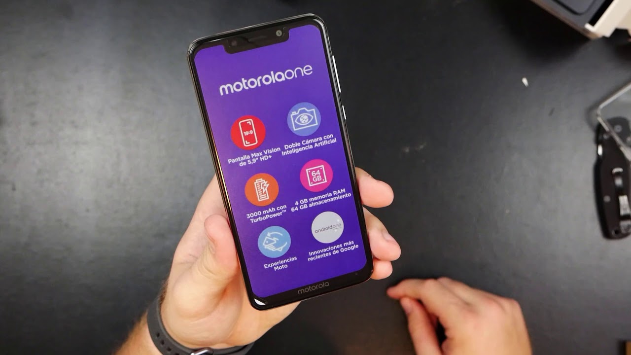 Motorola One (P30 Play) Unboxing! YouTube Motorola One (P30 Play) Unboxing! YouTube