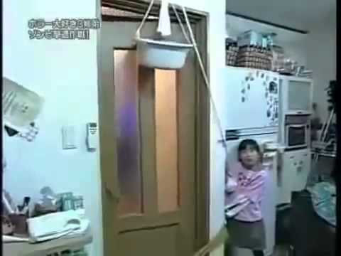 japanese-kinders-vs-zombie-prank-eng-subs