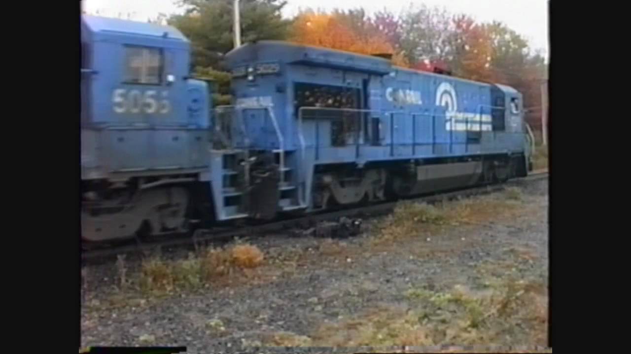 Conrail/Guilford 2 Wild Lashups! power swap at Plaistow,NH 10/09/1993