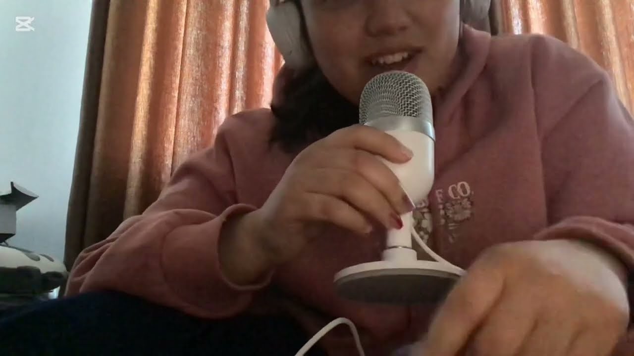 ASMR ESPECIAL 100 SUSCRIPTORES 🥳( RESPONDIENDO SUS PREGUNTAS, MOUTH SOUNDS, NUEVO MICRO)