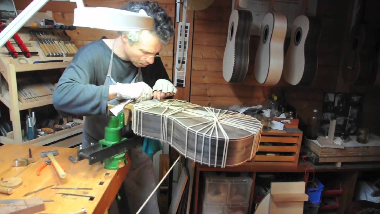 A Glimpse into the Work of the Luthier Sebastian Stenzel