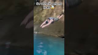 Cenote Cueva De Agua En La Huasteca Potosina