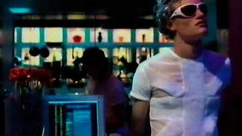 Retro ad from 2000: Akamai