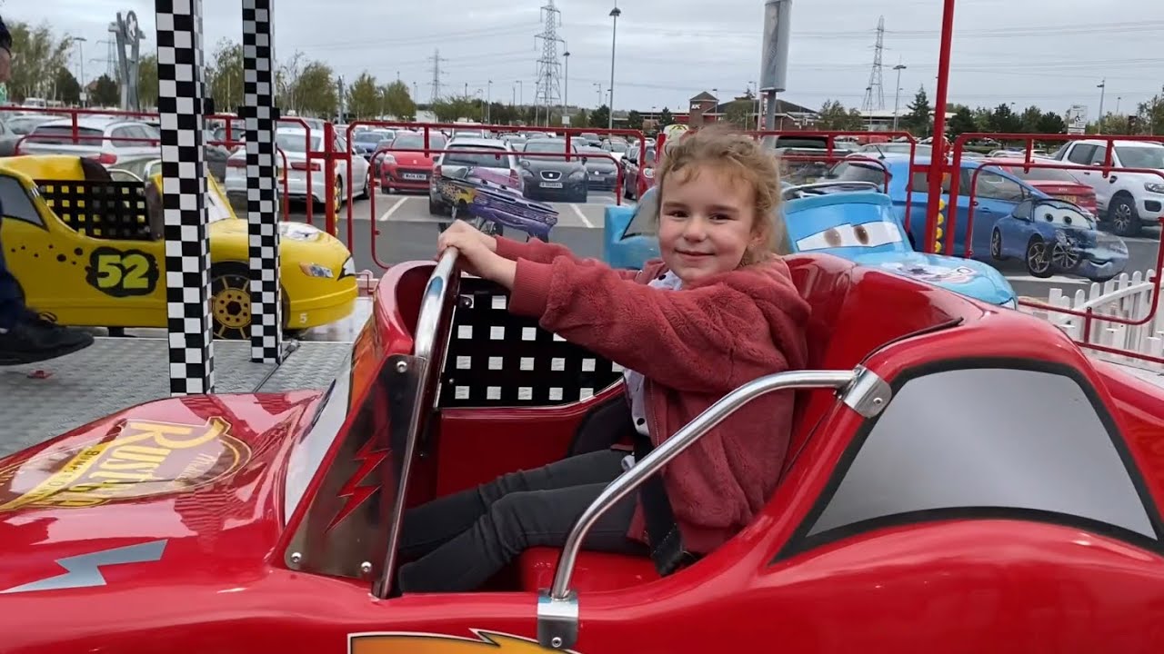 Castleford Rides Insane Rides Fairground rides at Castleford Xscape - YouTube