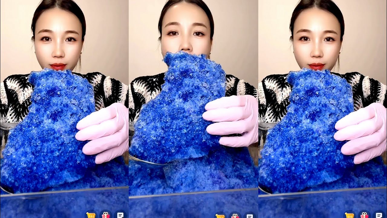 QIAN / ASMR SHAVED ICE EATING MUKBANG 