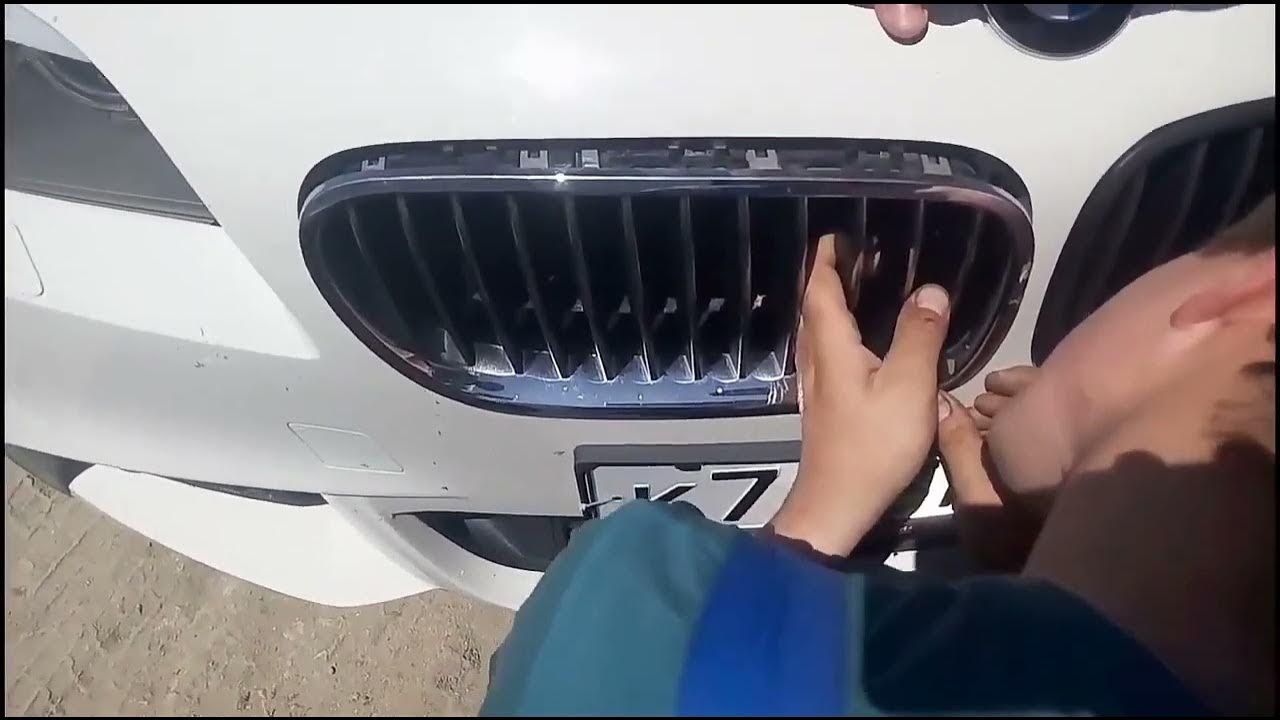 Как снять решетку радиатора на бмв