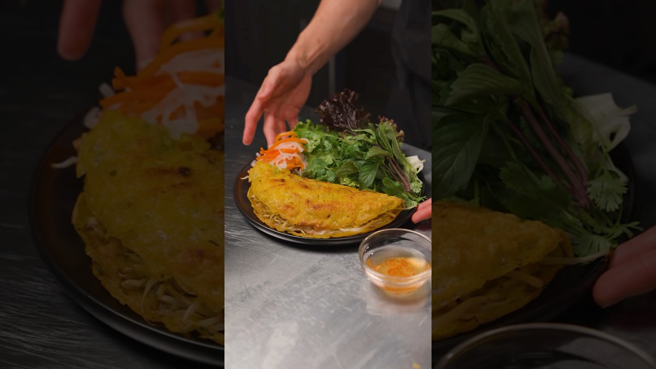 Banh Xeo - Crispy Savory Vietnamese Crepe 😮‍💨