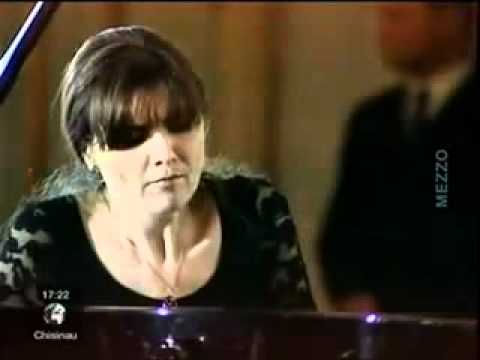 ELISSO BOLKVADZE PLAYS BACH SICILIENNE VERSION MICHEL SOGNY.