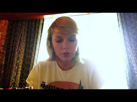 Taylor Swift Singing/Writing 'Gorgeous'