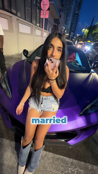 She Change Her Mind In Seconds 😆 #golddigger #viral #corvette #automobile #eidansanker #supercar