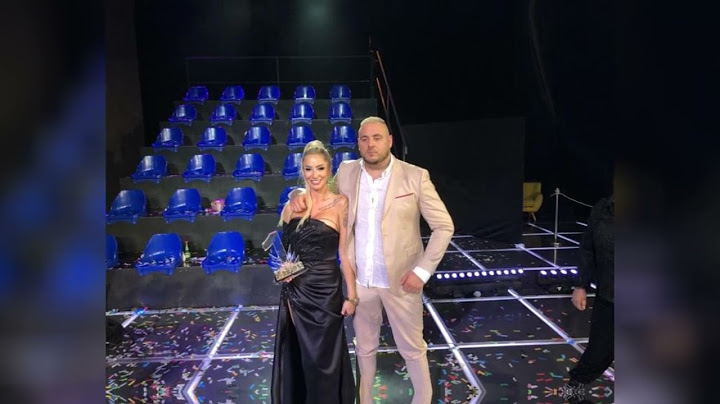 ČVRSTO JE DRŽI ZA RUKU I NE PUŠTA: Filip Car se prvi put obratio naciji -