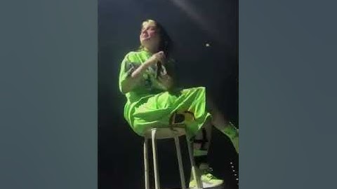 Billie Eilish Prague - Crying when she tell fans to be in the moment | 20 August, 2019