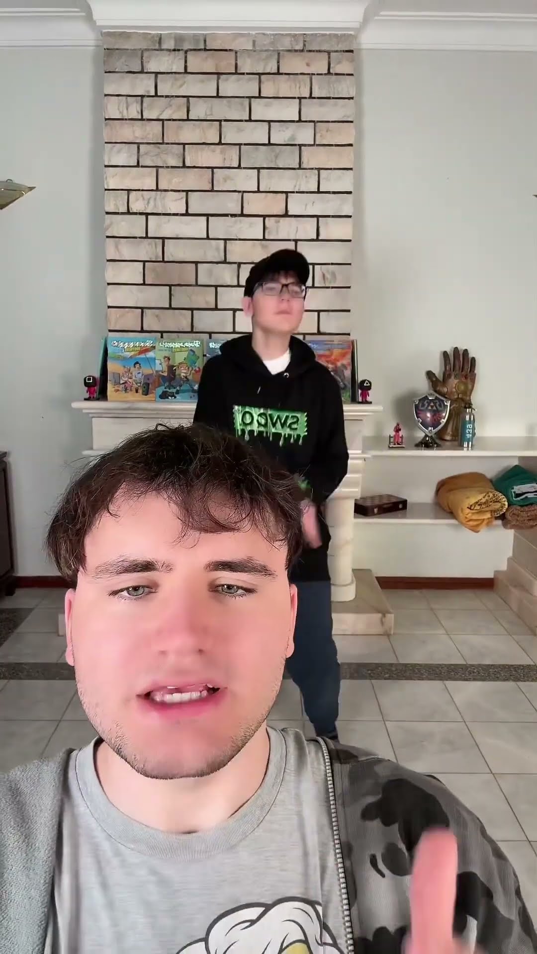 ????