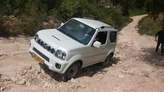 suzuki jimny 2017 vs. toyota prado - hill climb