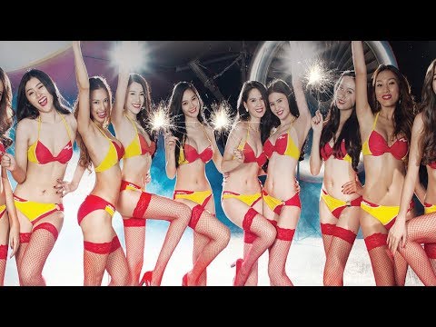 Video: Apa Ini Pirang Seksi?: Fans Tidak Mengenali Angarskaya Yang Lebih Kurus Dalam Balutan Bikini