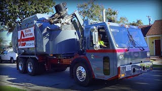 CCC LET2 - Heil Rapid Rail Automated Garbage Truck