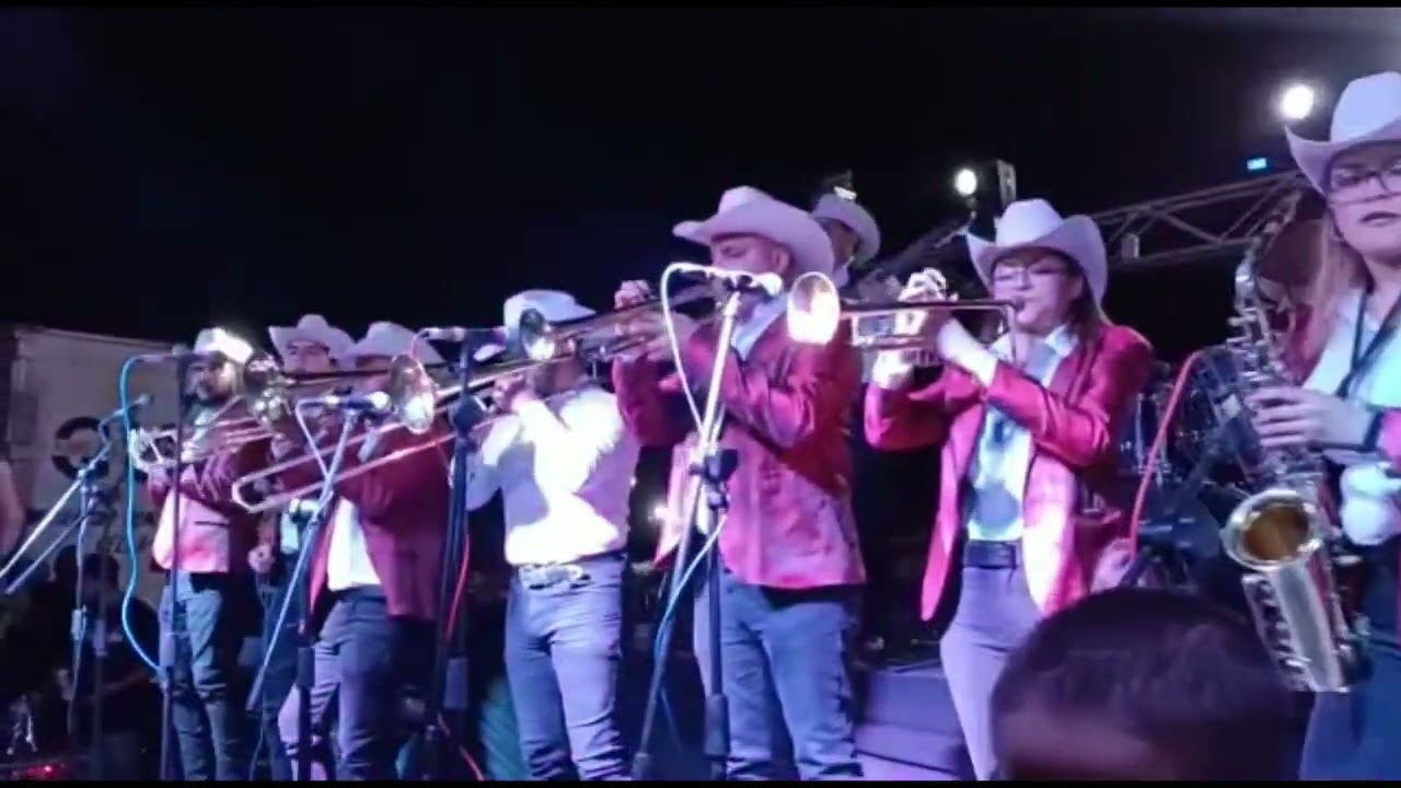 Amor Ranchero - Grupo La Tromba En Vivo 2022