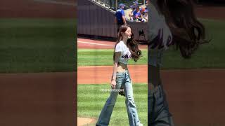 #WonyoungMLBFirstPitch for Mets vs Dodger’s Game at Citifield, NY #IVE #아이브#JANGWONYOUNG #장원영 #ウォニョン