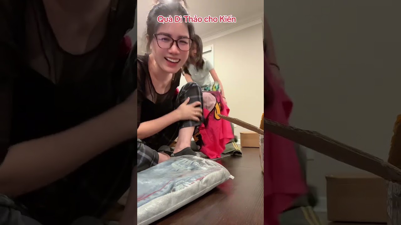 Một đồng gà ba đồng thóc dì Thảo oi