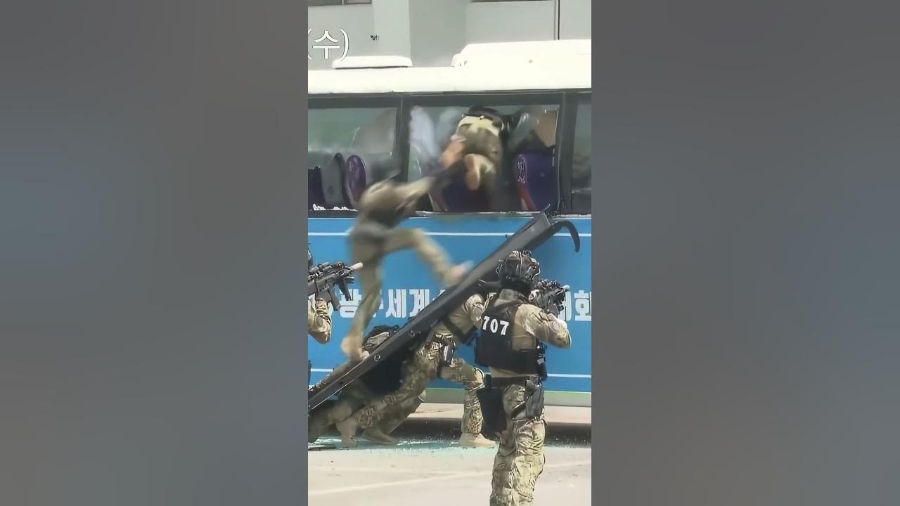 Special Forces In Action π¨π₯ Special Forces In Action π¨π₯