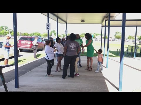 The Caddo Parish School Board to vote on the closure of Queensborough Elementary School