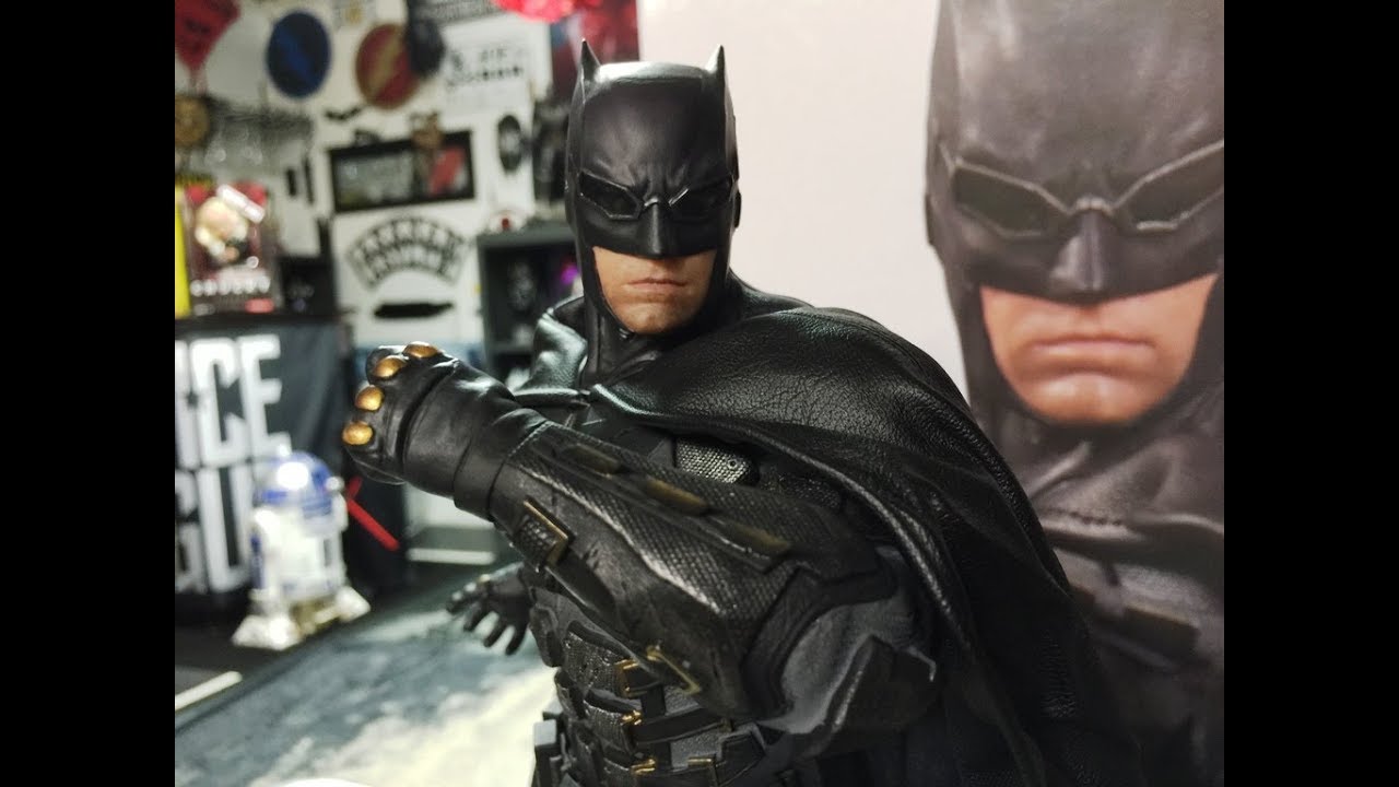 tactical suit batman