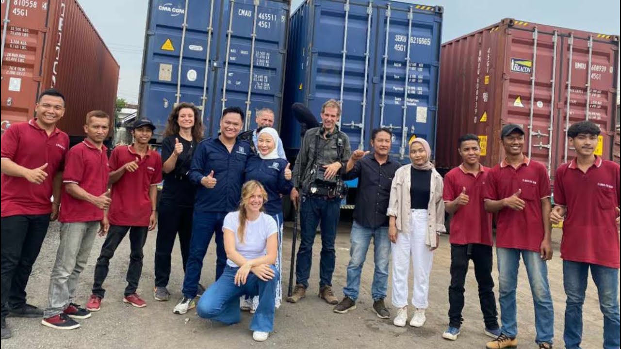 Indonesia rattan furniture and indoor outdoor garden furniture Mekarasih rotan cirebon