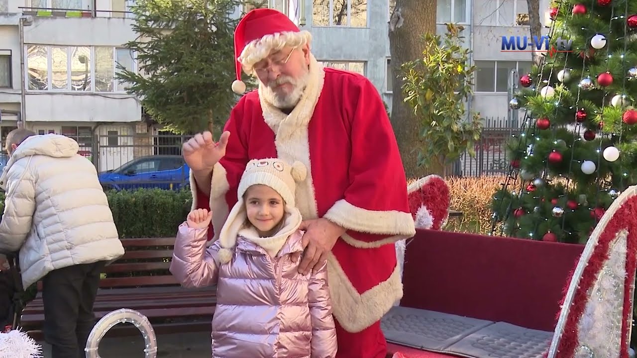 Дядо Коледа дойде в МУ - Варна