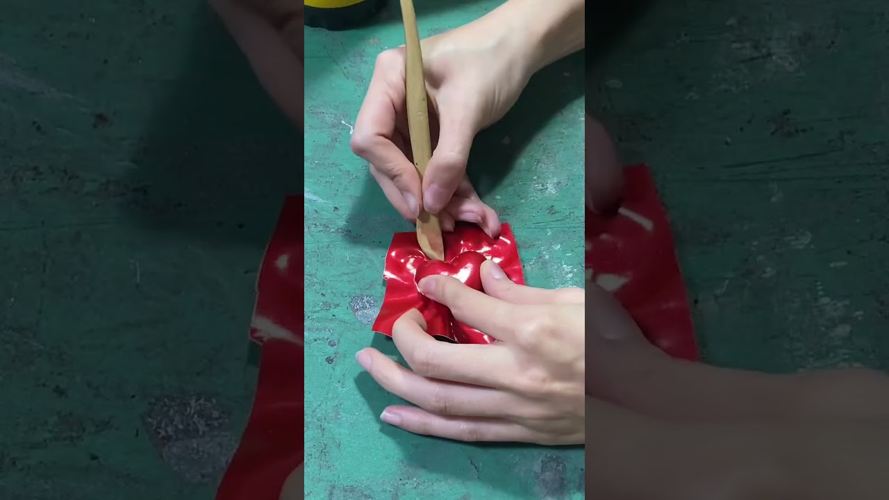 生地貼りするよ❤️ #特殊造形 #生地貼り #造形コスプレ