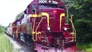 LIRC 2004 and 2001 leading the 23-car Z550-15 to Columbus Indiana -- 15 August 2013 -- 12:50 Hrs.
