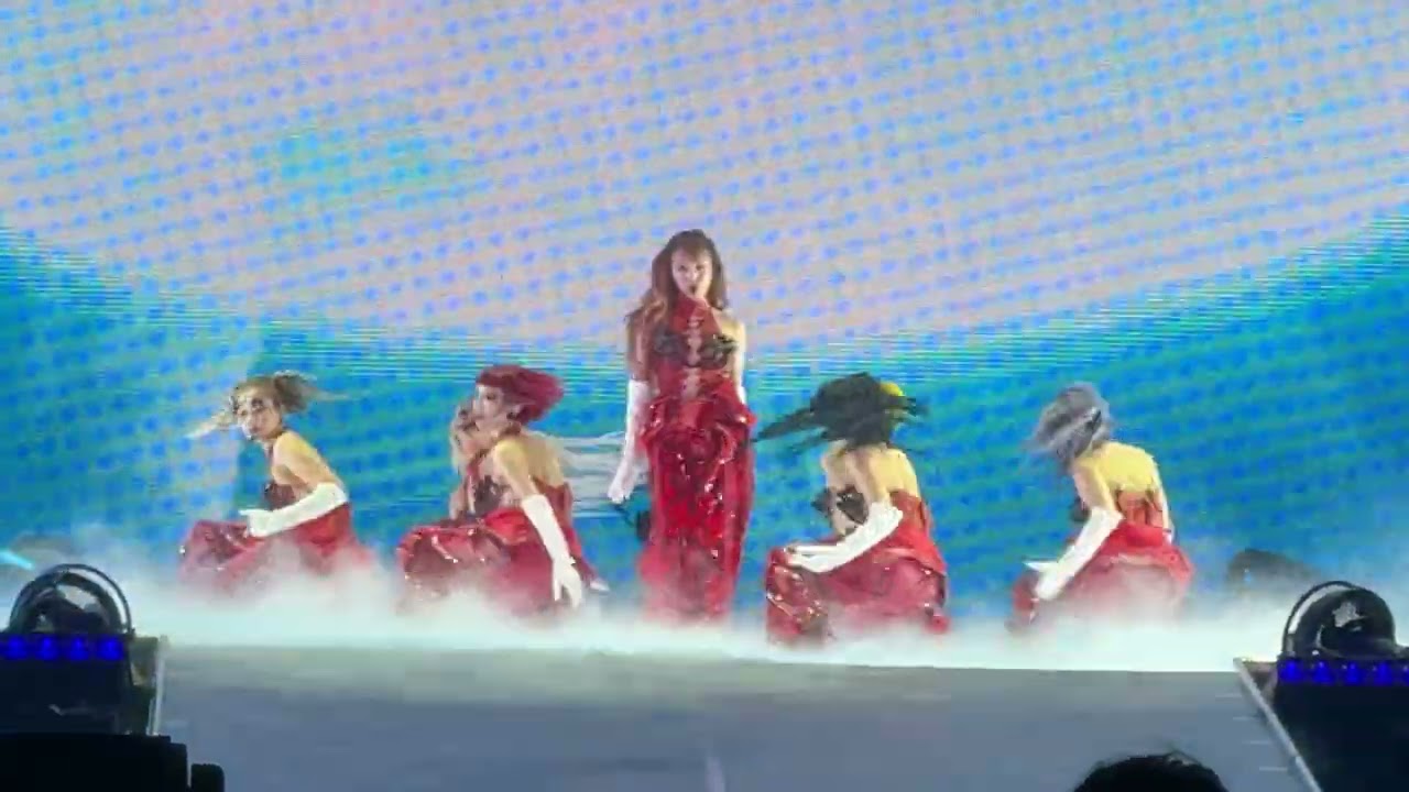 アイドル \