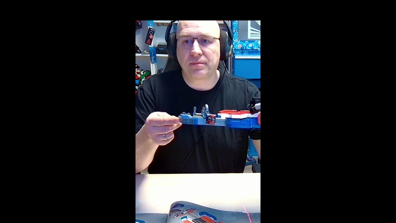 Vertical: Ich baue das Lego® Mario Standard Kart 72037