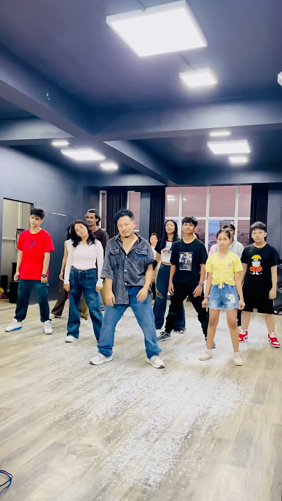 Ladki badi anjani #dance #danceclass #bollywooddance