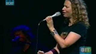 When The Blue Hour Comes - Joan Osborne (live in Brooklyn)