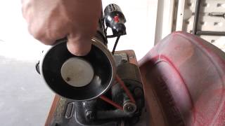 Selling Singer Electric Sewing Machine With Dome Cathedral Case Serial