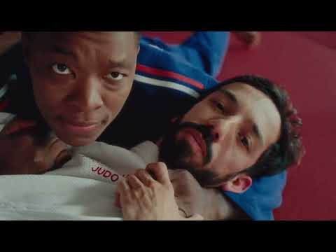 Bigflo & Oli - Dernière (Guest : Antoine Dupont , Tony Parker, Olivier Giroud ect…)