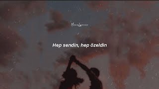 Mavi Gri - Altüst Olmuşum (Lyrics)