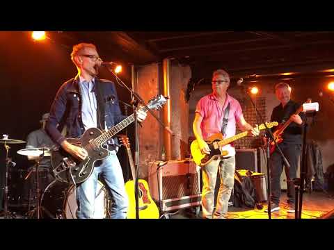 Cool Blue Halo Performing Too Much Kathleen At Squiggily Wiggily S During HUFF