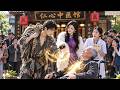 街邊乞丐上門應徵工作卻被眾人嘲笑,只有美女老闆慧眼識珠重用他,殊不知他竟是隱藏醫皇!他僅一針治癒尋遍名醫無果的首富大佬,從此逆襲人生,坐享榮華富貴!#乞丐医皇