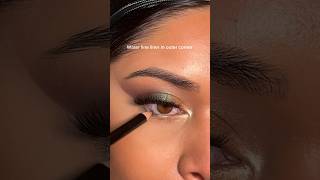 Pt 3 Shimmery Lower Lash Line