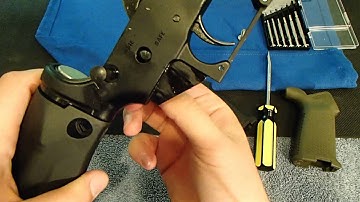 AR-15 grip replacement and installation!