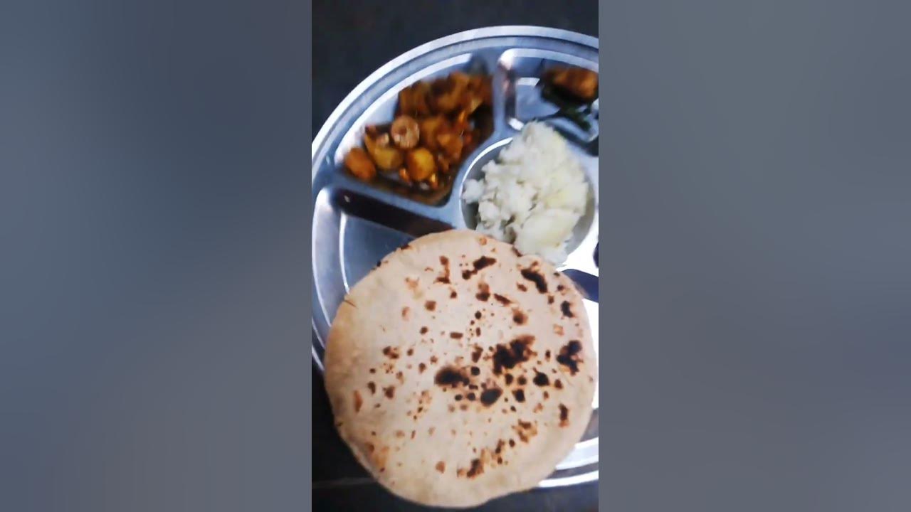 muli ki sbji,bandgobhi ki sbji, rice and roti with mircha and awala ka