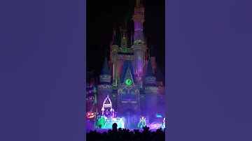Thumbnail of Hocus Pocus Villain Spelltacular at Disney World! | I put a spell on you! #SHORTS