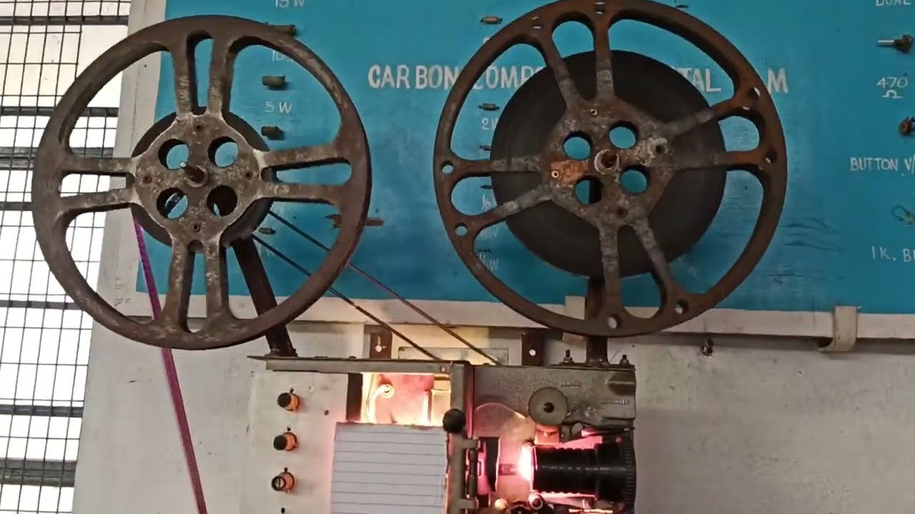 16mm Projector Working Details 
